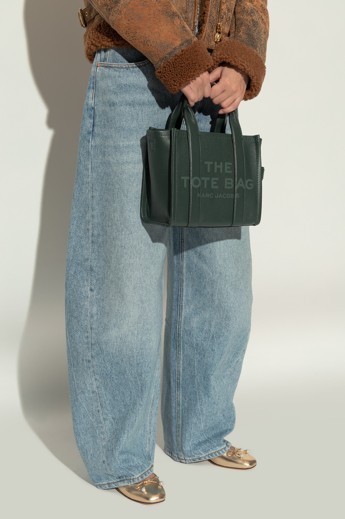 [MARC JACOBS]正規品/送料込み Star The Tote Bag (Small) Marc Jacobs The Small Star Canvas Tote Bag | Saks Fifth Avenue